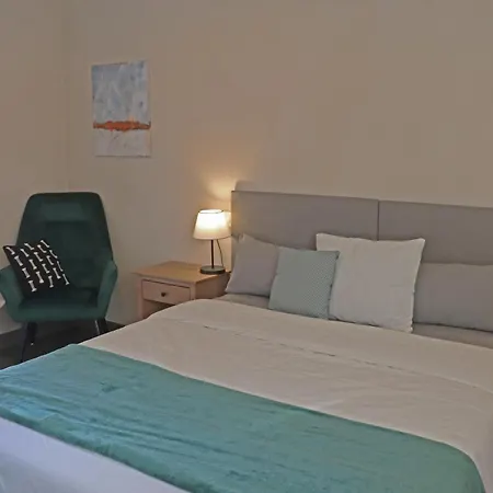 乡村民宿 Calamar Xigante Carnota